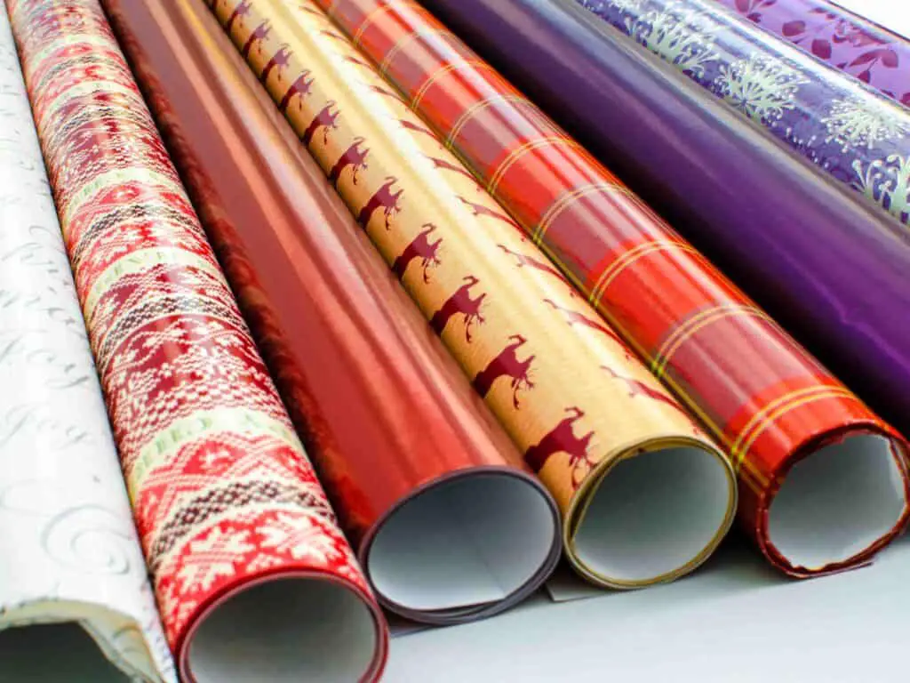 Types of wrapping paper for Christmas